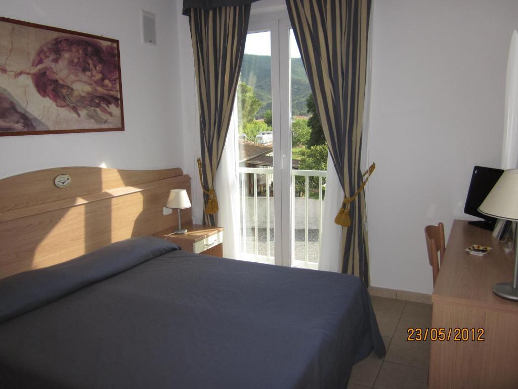 Hotel Villa Smeraldo Orbetello Pokój zdjęcie